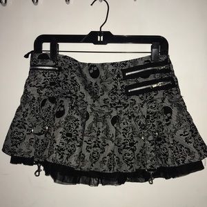 Cute punk skull skirt